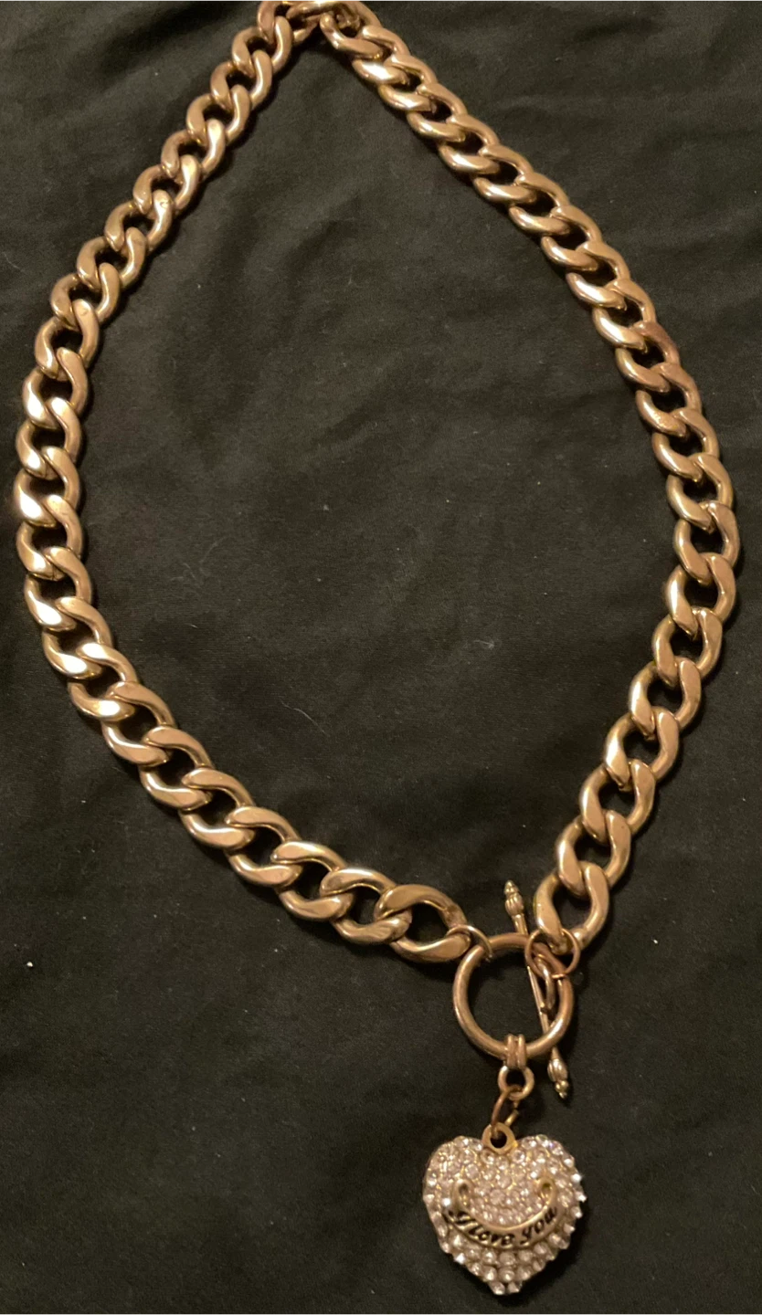 Gold Chain Heart Pendant Necklace