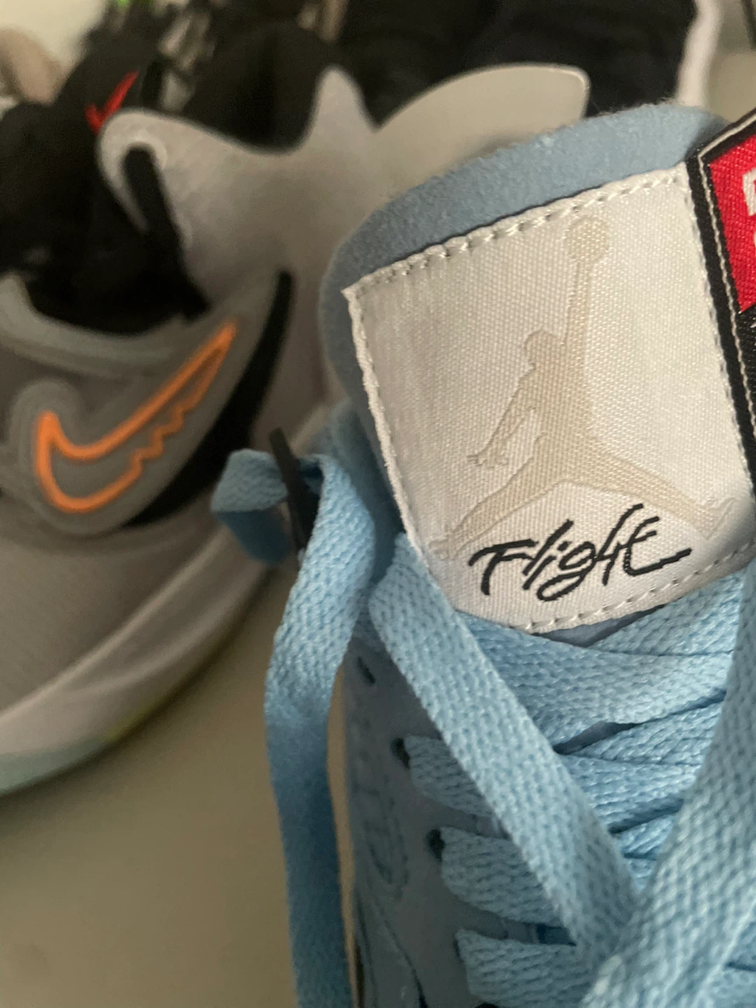 Air Jordan 4 Retro University Blue - photo 3