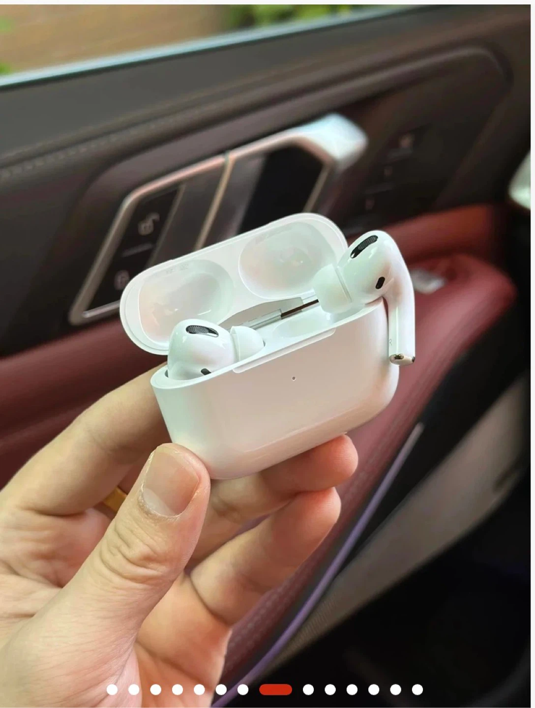Apple AirPods Pro - photo 2