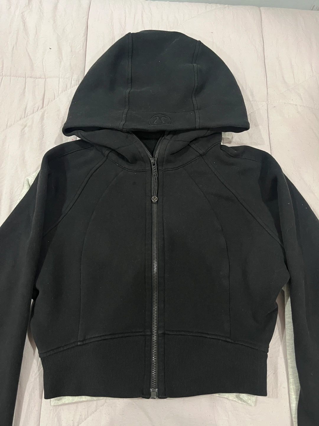 Lululemon Black Scuba Hoodie Size 4