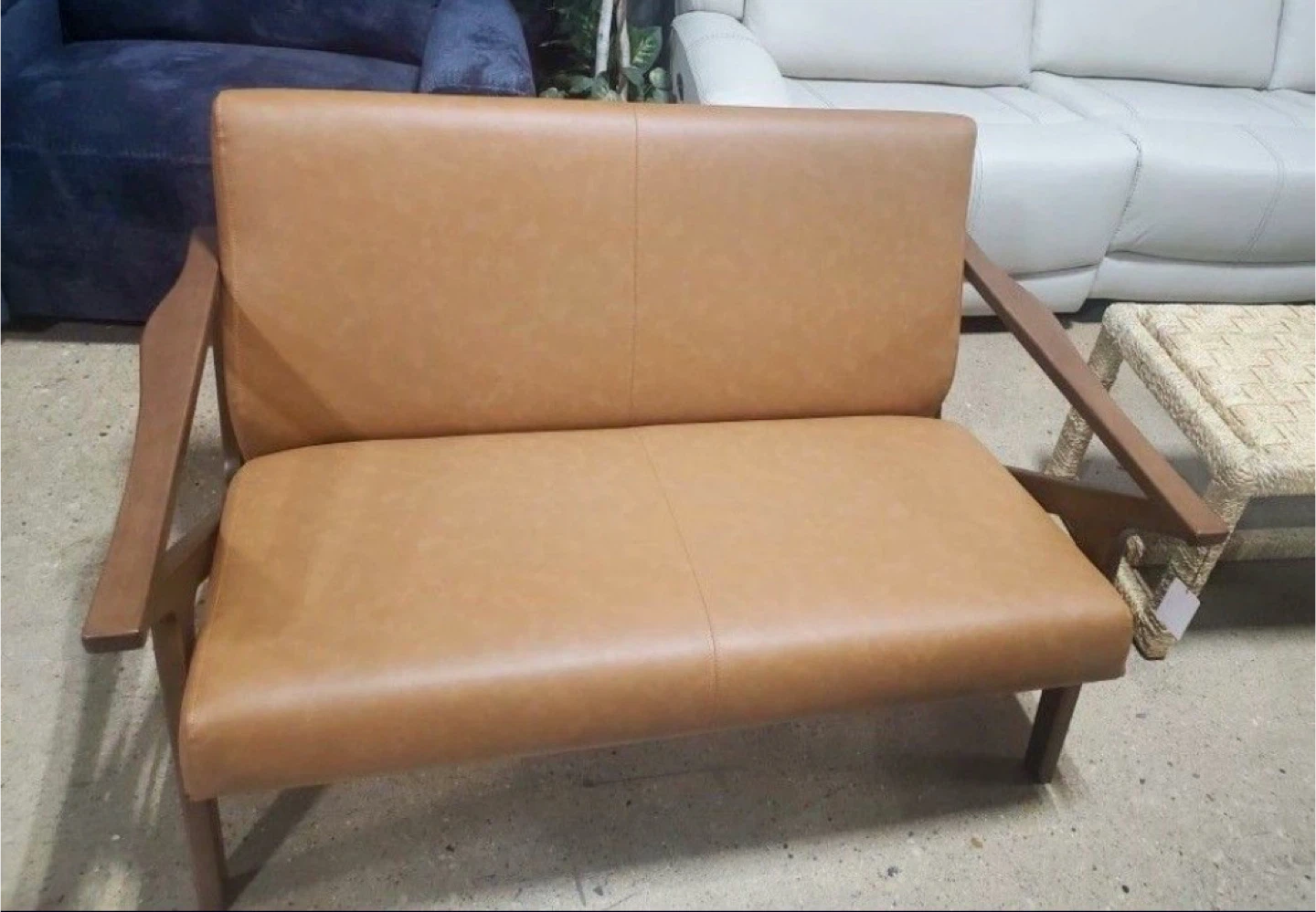 New Mid Century Modern Loveseat 2-Seater - Caramel