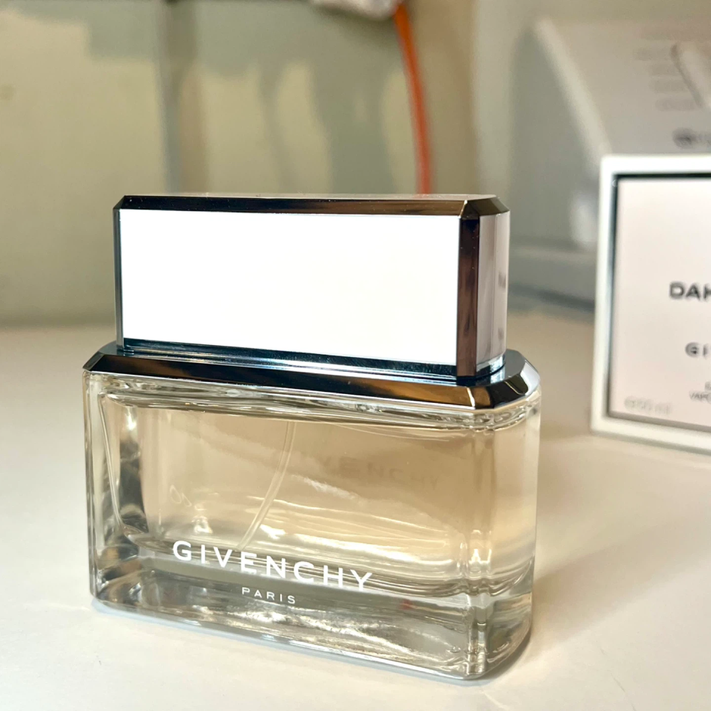 Givenchy Dahlia Noir 50mL EDT - photo 2