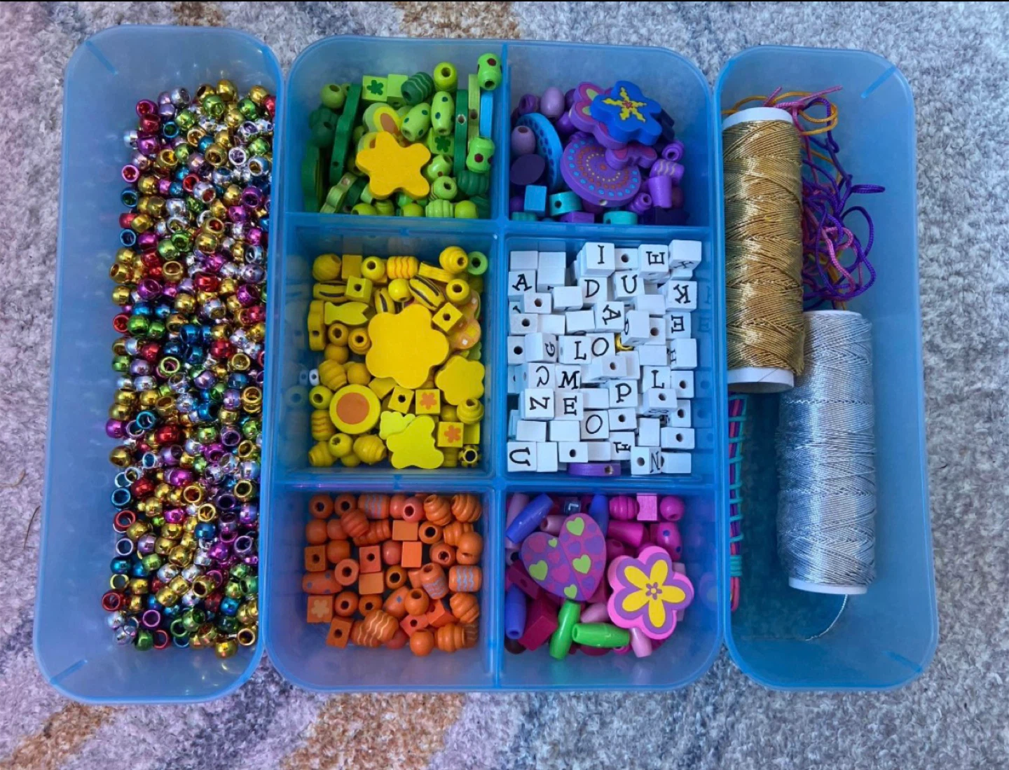 Beads and elastic tread 🥕