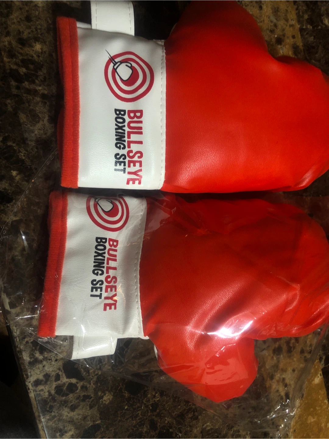 NEW-Bullseye kids Boxing Set - New in Package! - photo 4