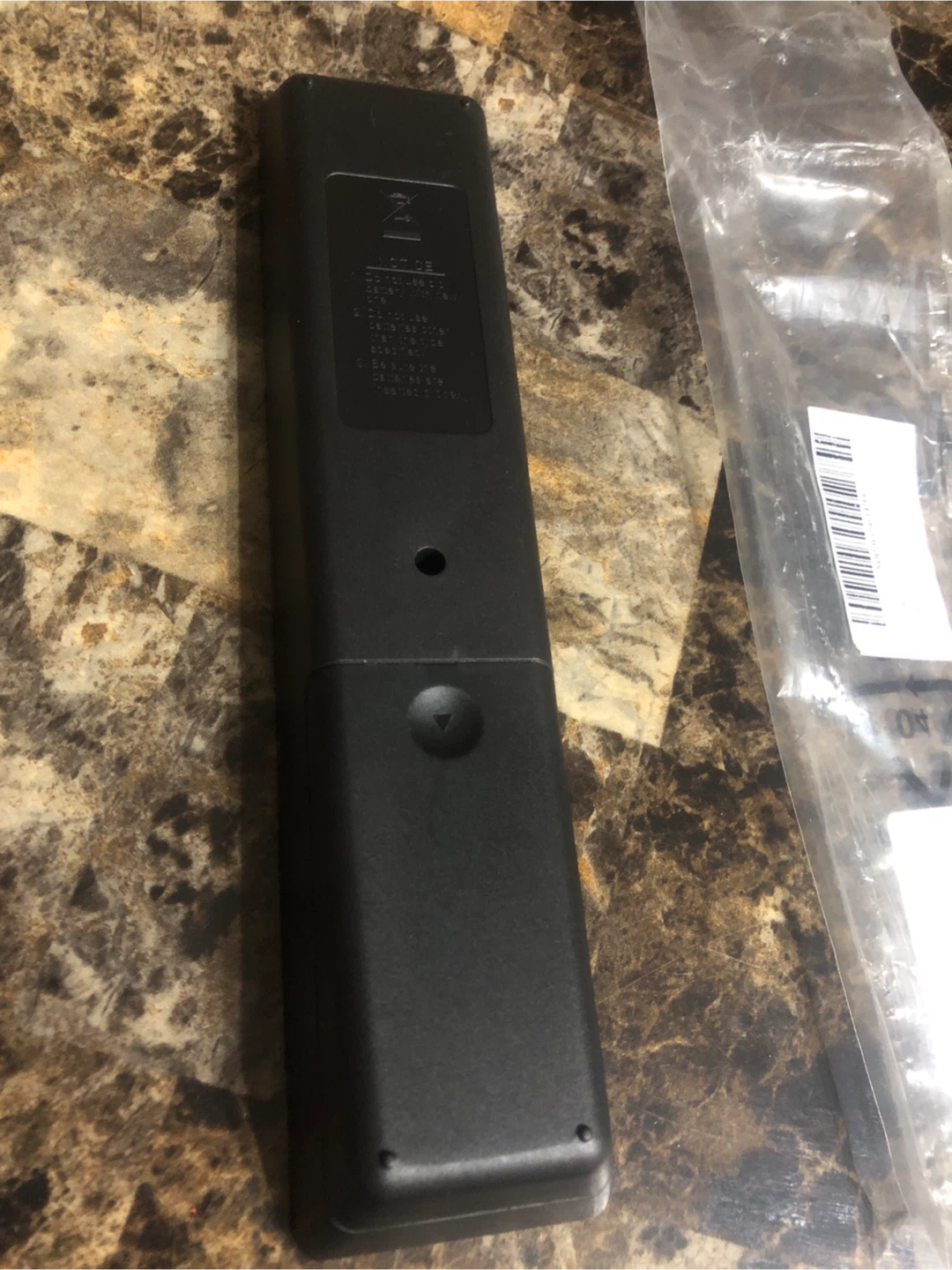 NEW-Universal TV Remote - Netflix & Vudu Buttons - photo 4