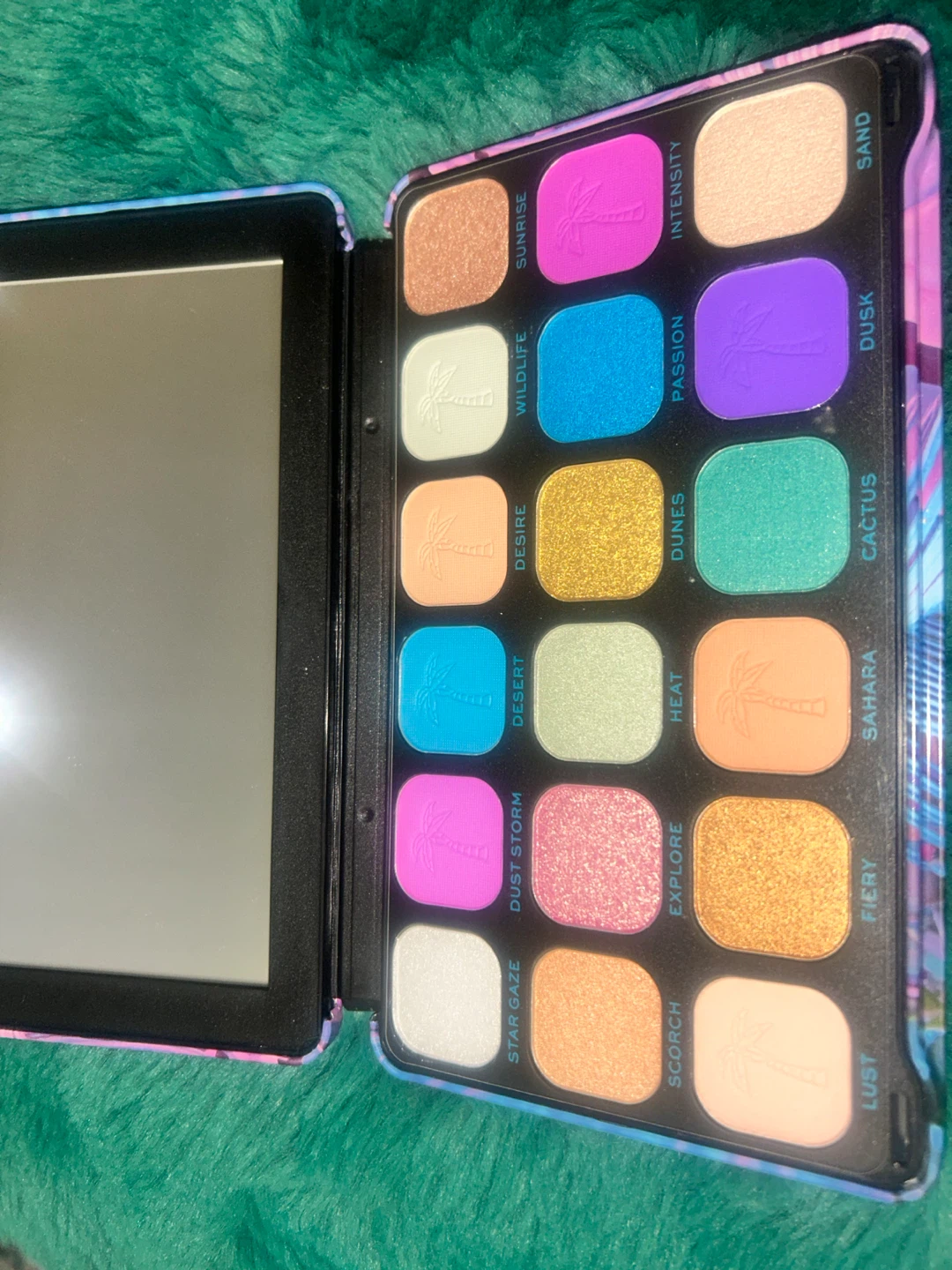 ♥️❤️♥️💕Makeup Revolution Eyeshadow Palette - photo 3