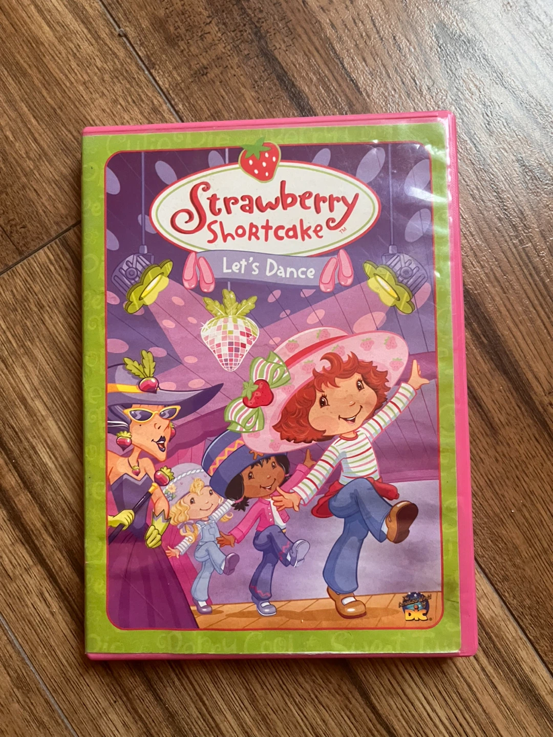 x2 Strawberry Shortcake  DVD s