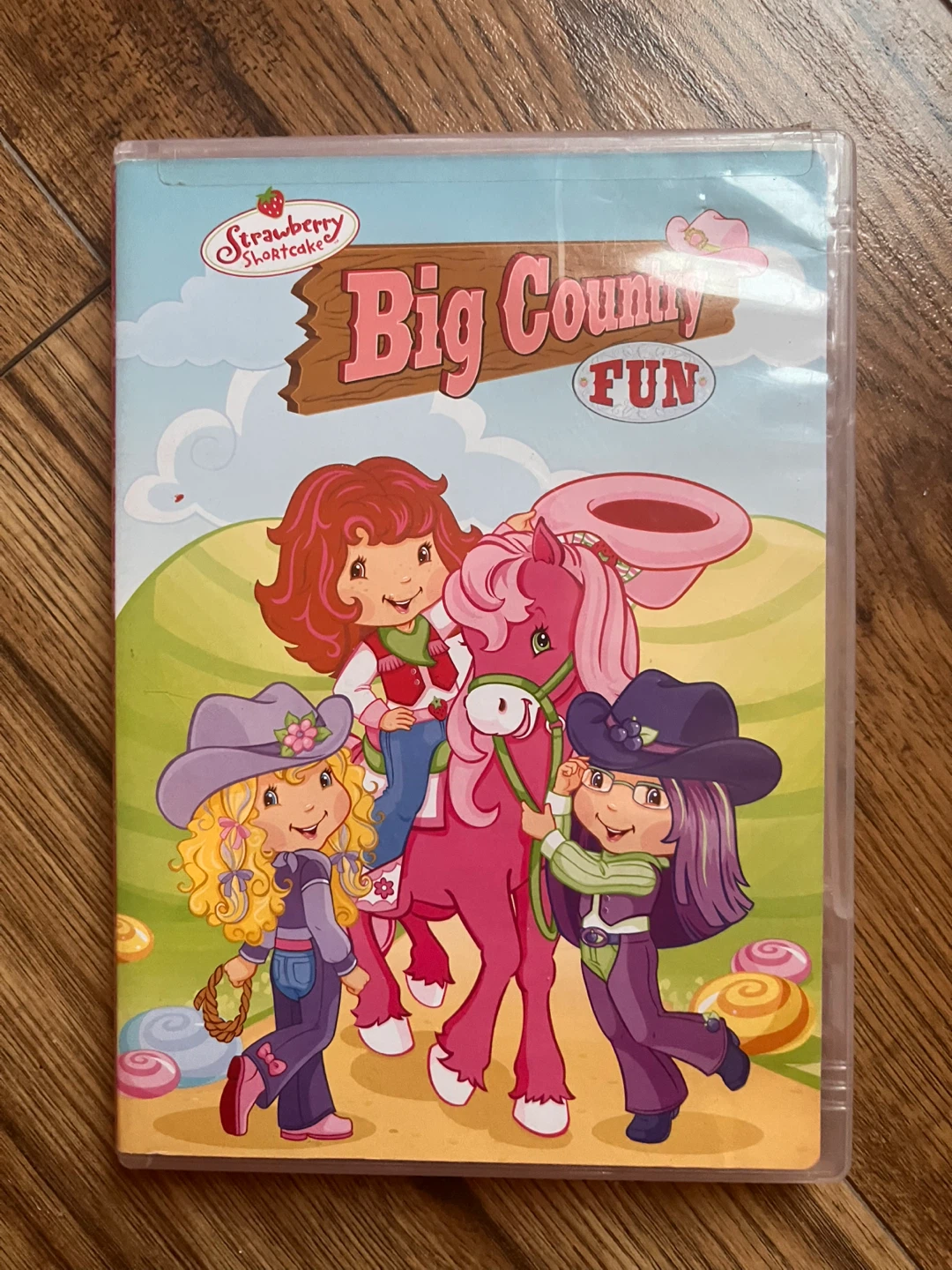 x2 Strawberry Shortcake  DVD s - photo 3
