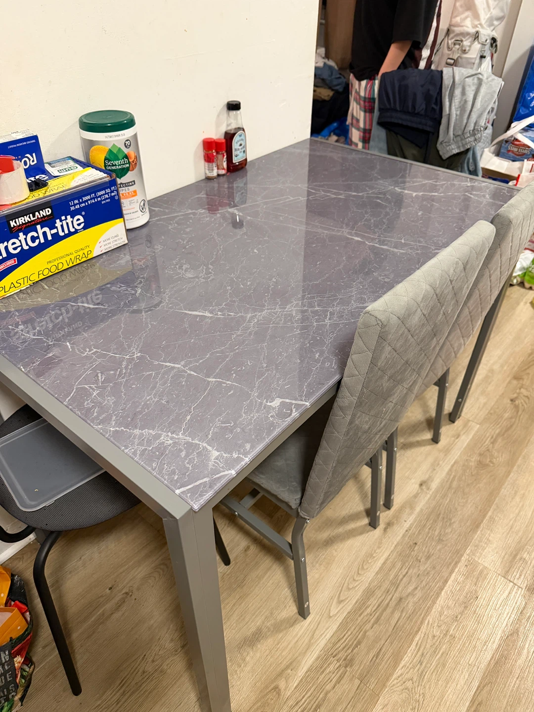 Dining Table with 4 Chairs - Gray Marble