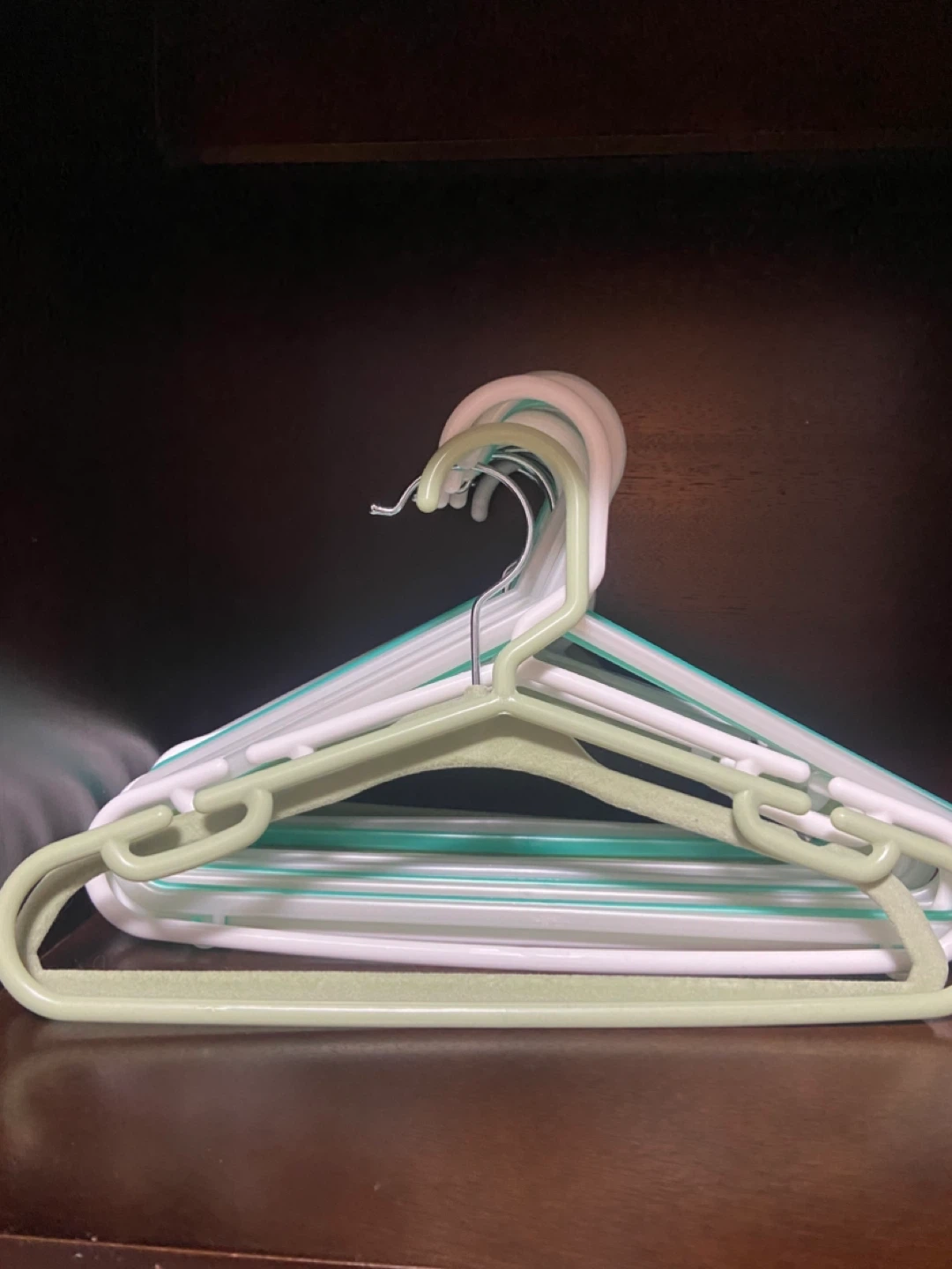 Kids Clothes Hangers - Green & White
