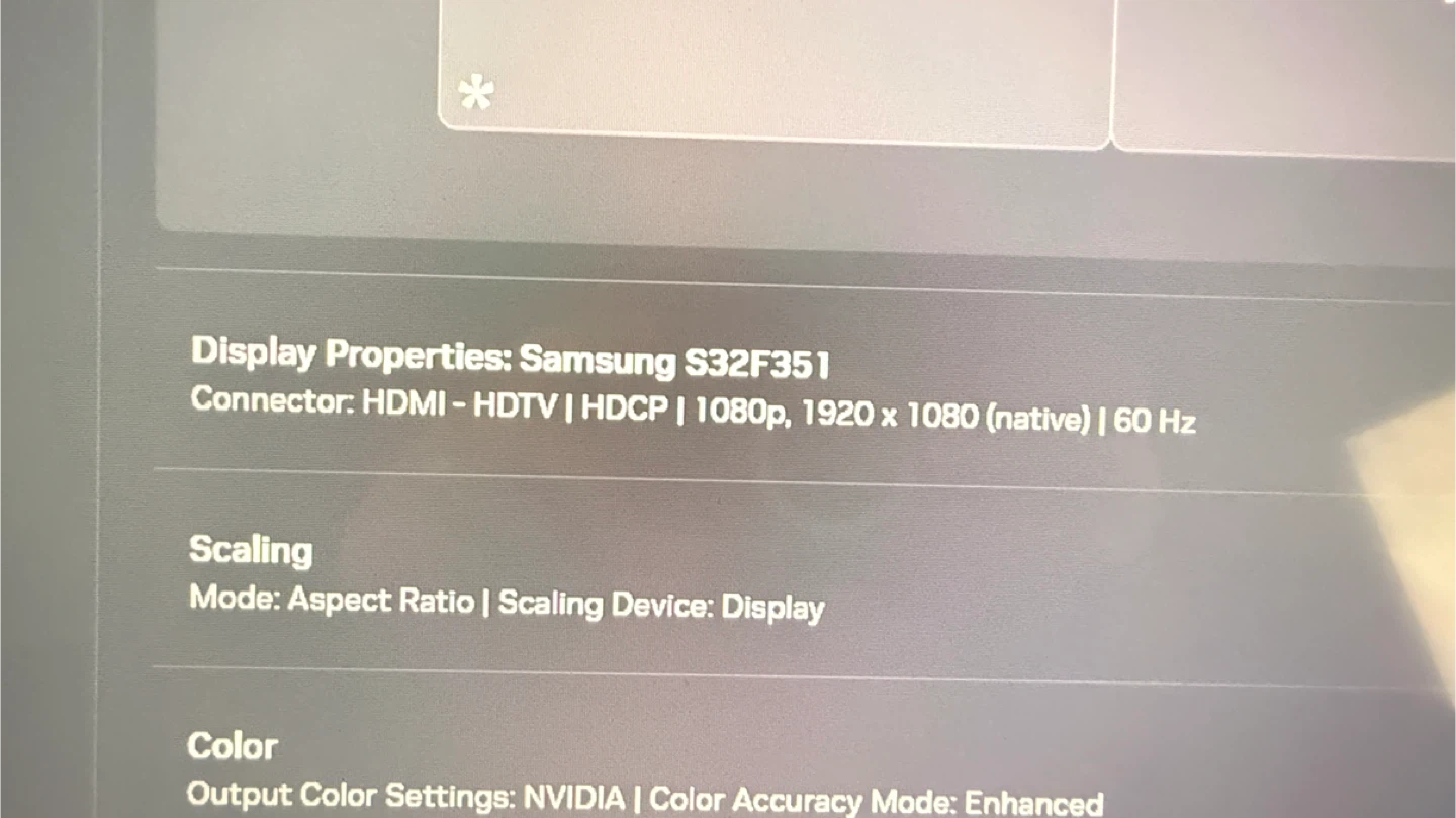 USED - Samsung Monitor 32” - photo 5