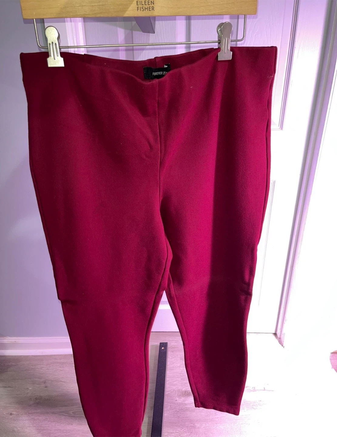 Forever 21+ Burgundy Pants Size 1x 🥕