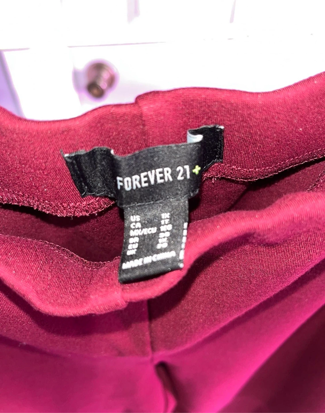 Forever 21+ Burgundy Pants Size 1x 🥕 - photo 3