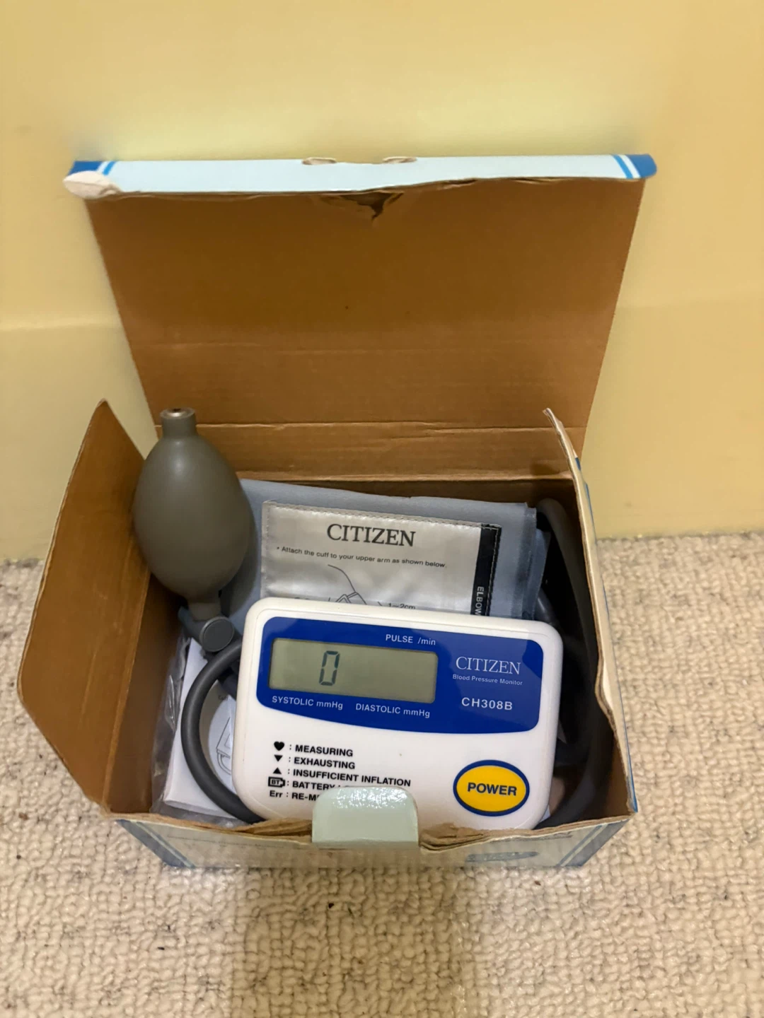 Citizen CH-308B Digital Blood Pressure Monitor - photo 3