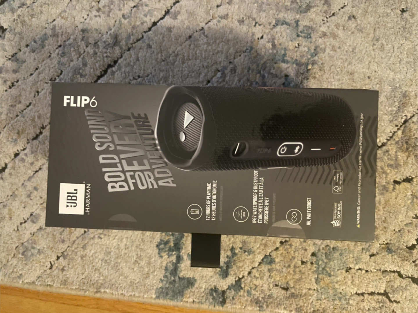 JBL Flip 6 Bluetooth Speaker - New in Box!