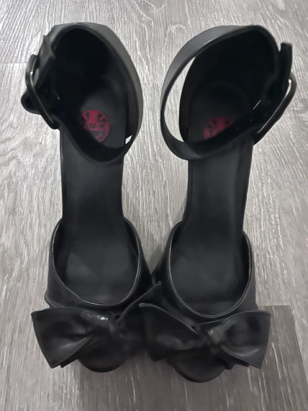 T.U.K. UK Black Heels w/ Bow