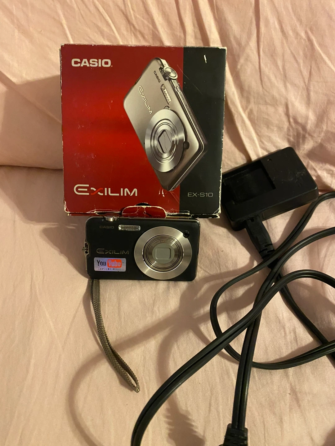 Casio Exilim EX-S10 Digital Camera