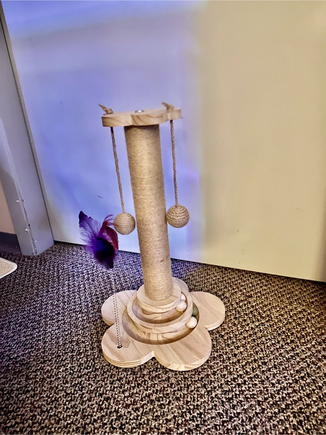 Cat Scratching post - photo 2