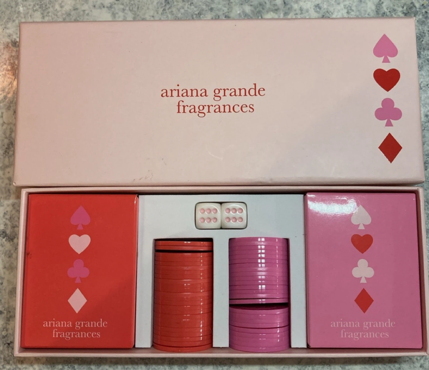 Ariana Grande Fragrances Game Set - New in Box! - photo 3