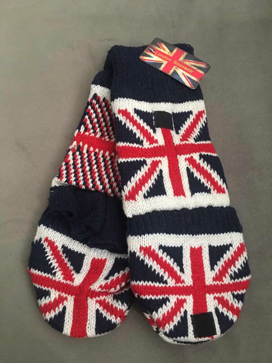 London Souvenir Mittens