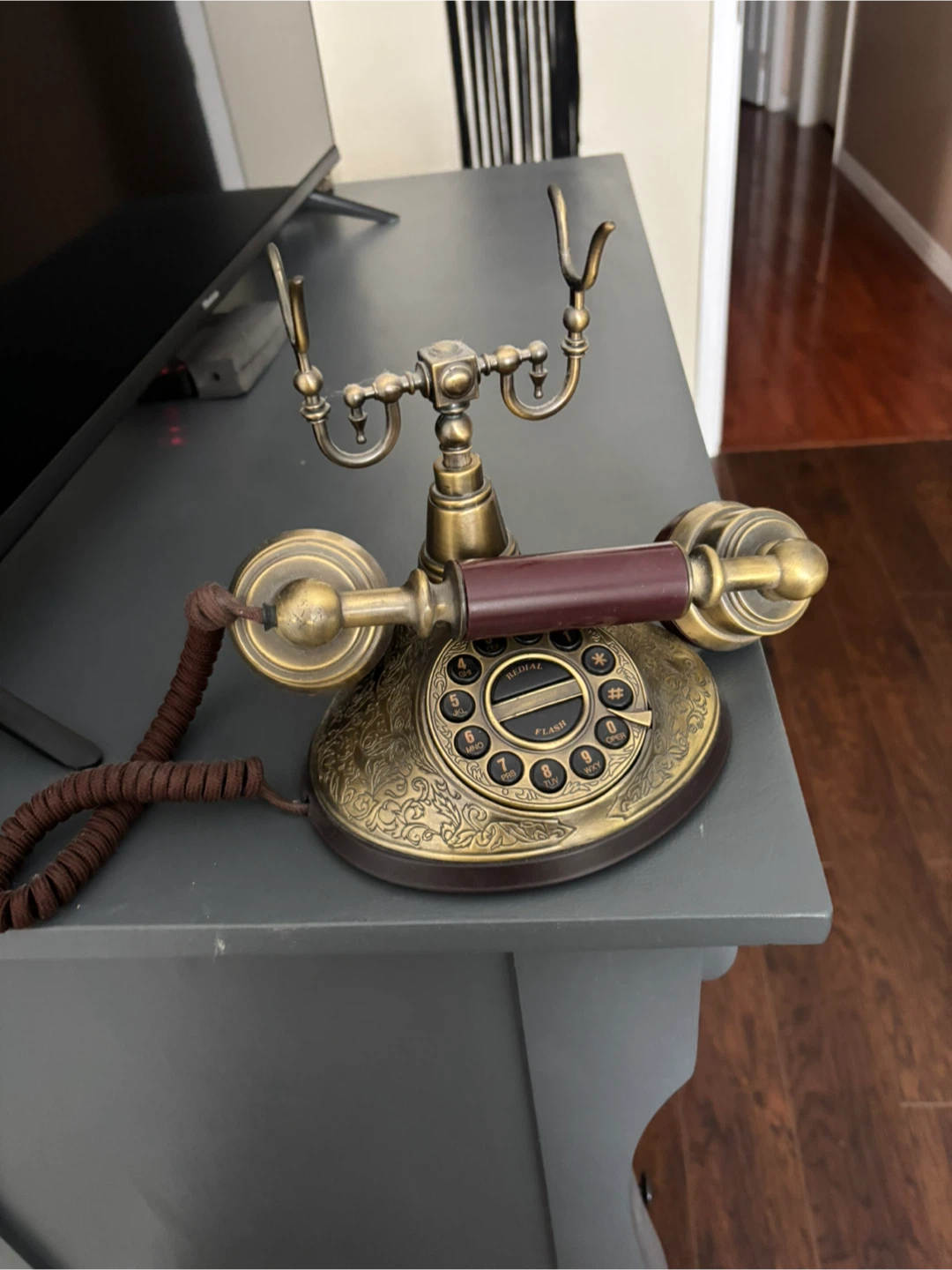 Vintage Style Rotary Dial Desk Phone