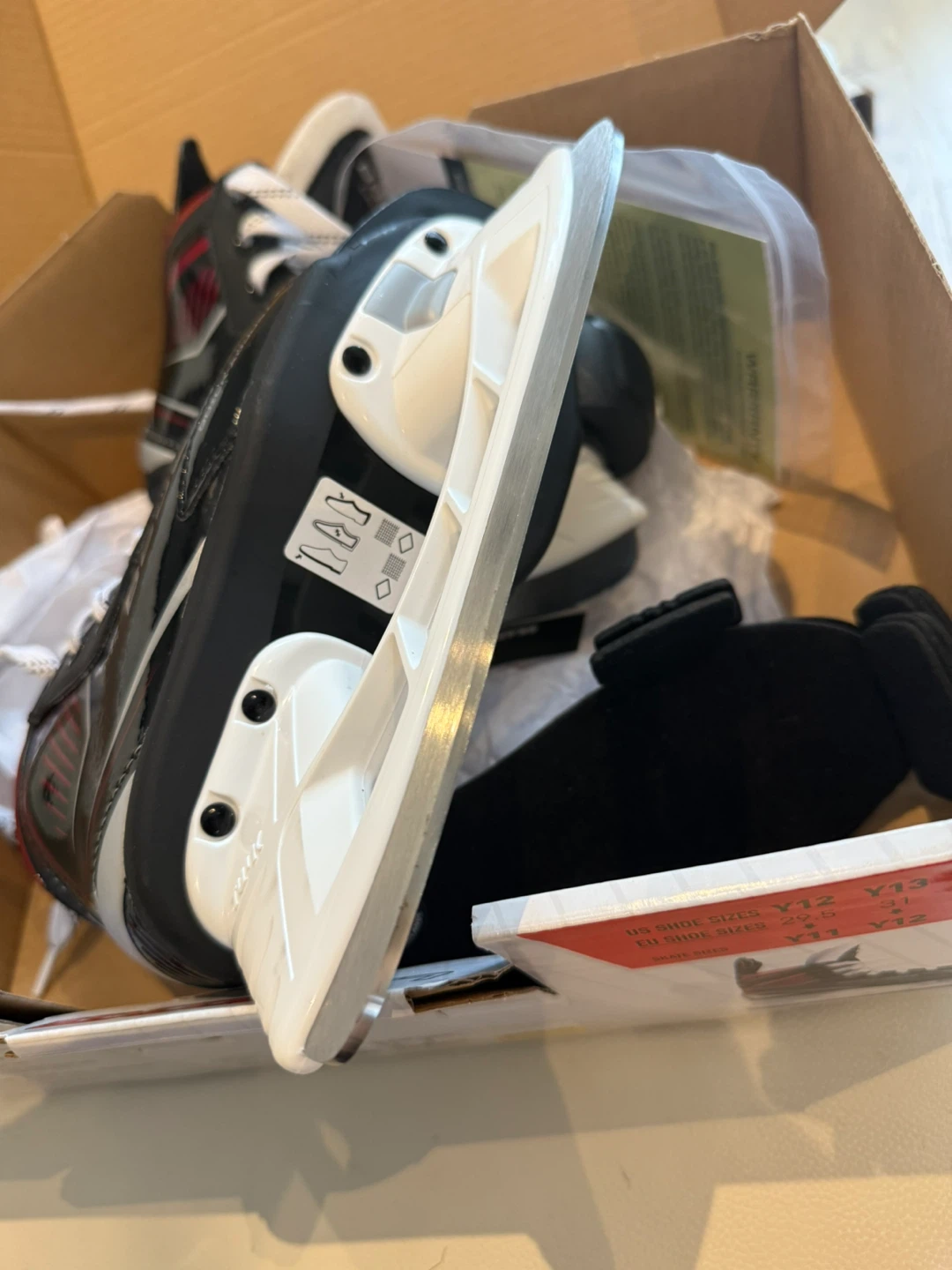 Bauer Lil' Rookie Adjustable Youth Skates - Size Y11-Y1 - photo 5