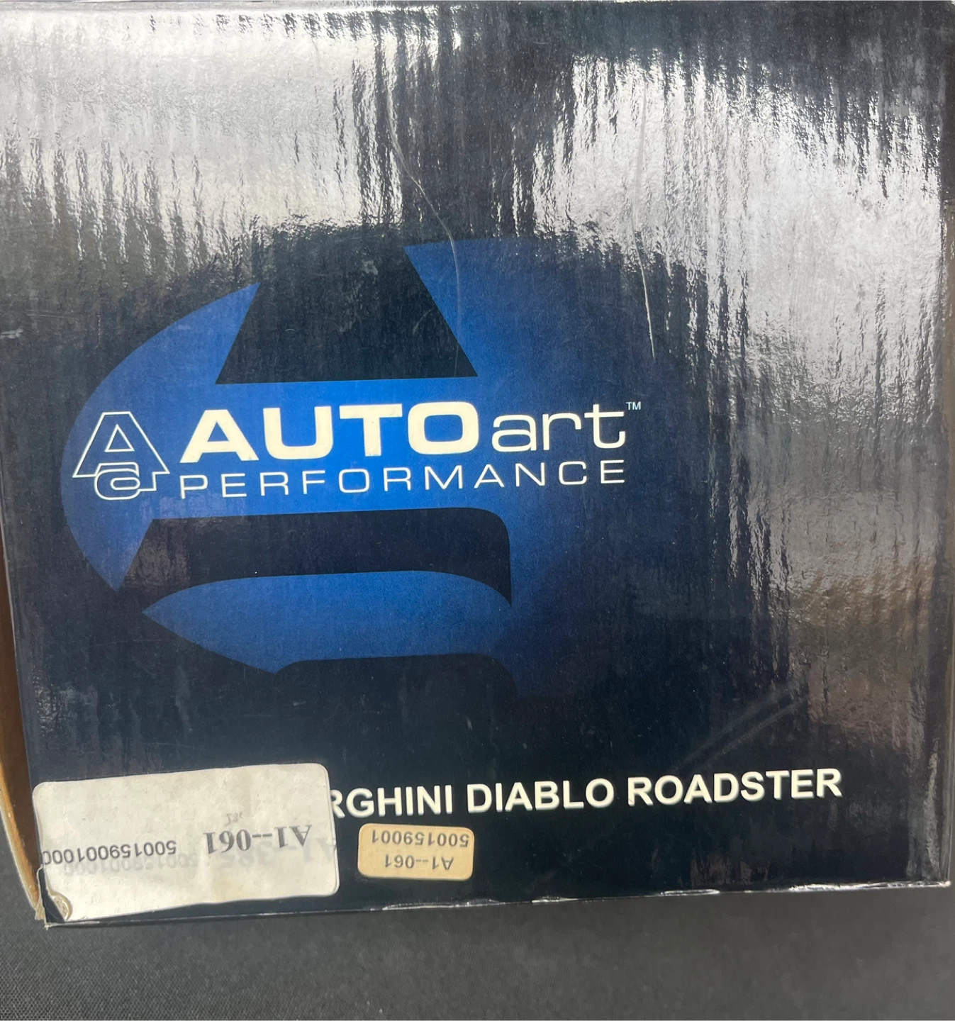 AUTOart Lamborghini Diablo Roadster 1:18 Scale - photo 5