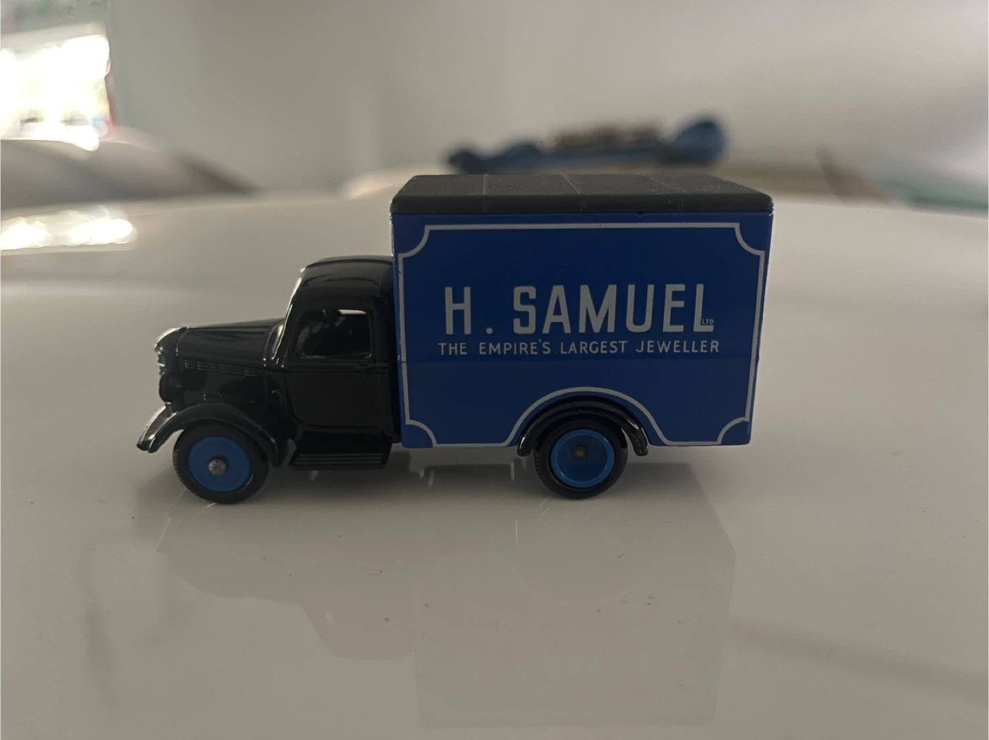Bedford Truck Diecast - photo 4