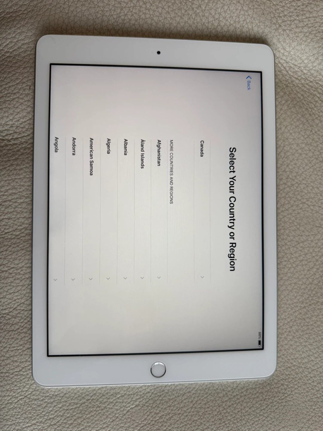 Apple iPad 9.7” (2018, 6th Gen)