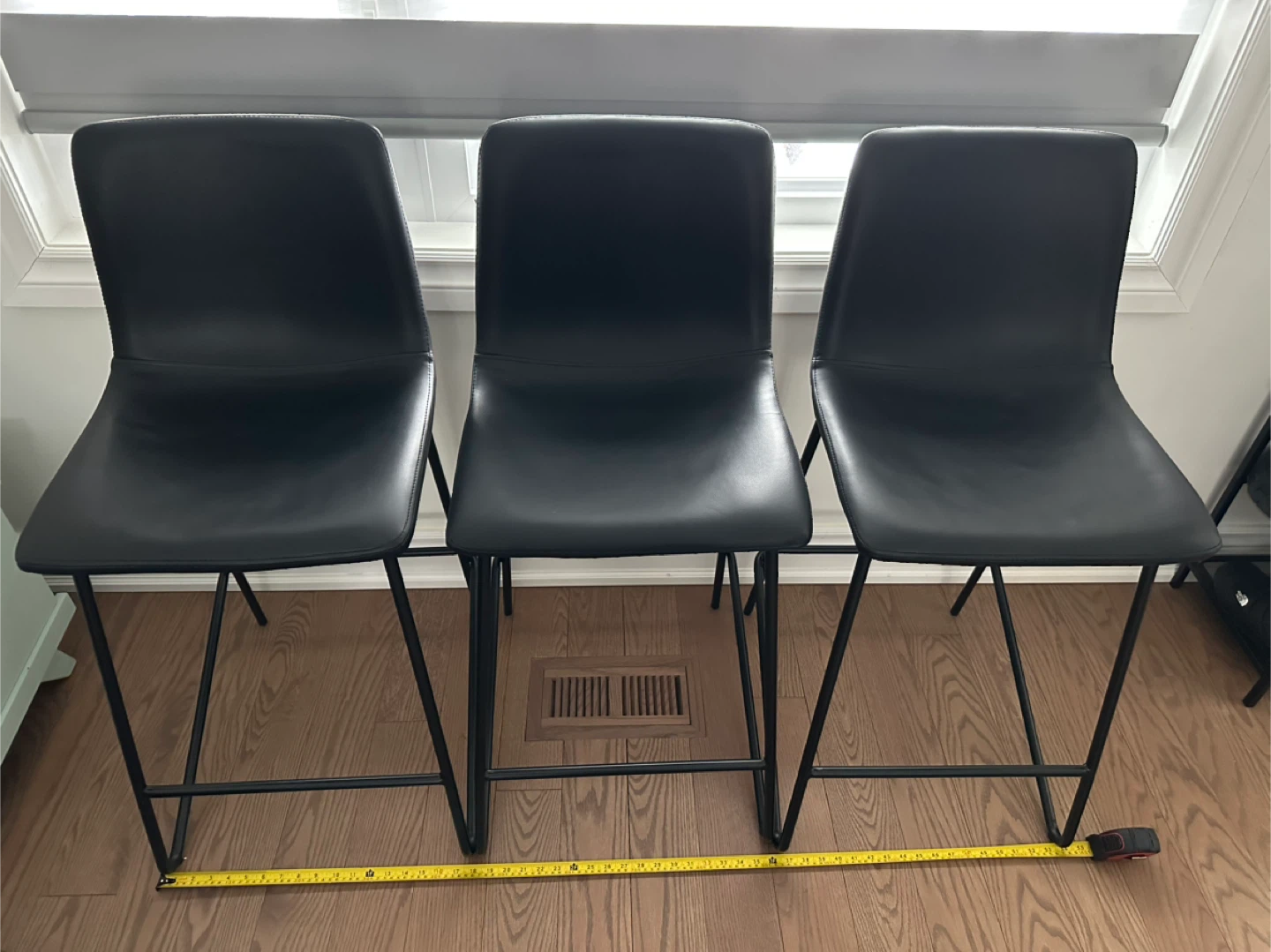CANVAS Barrington Black Counter Stool