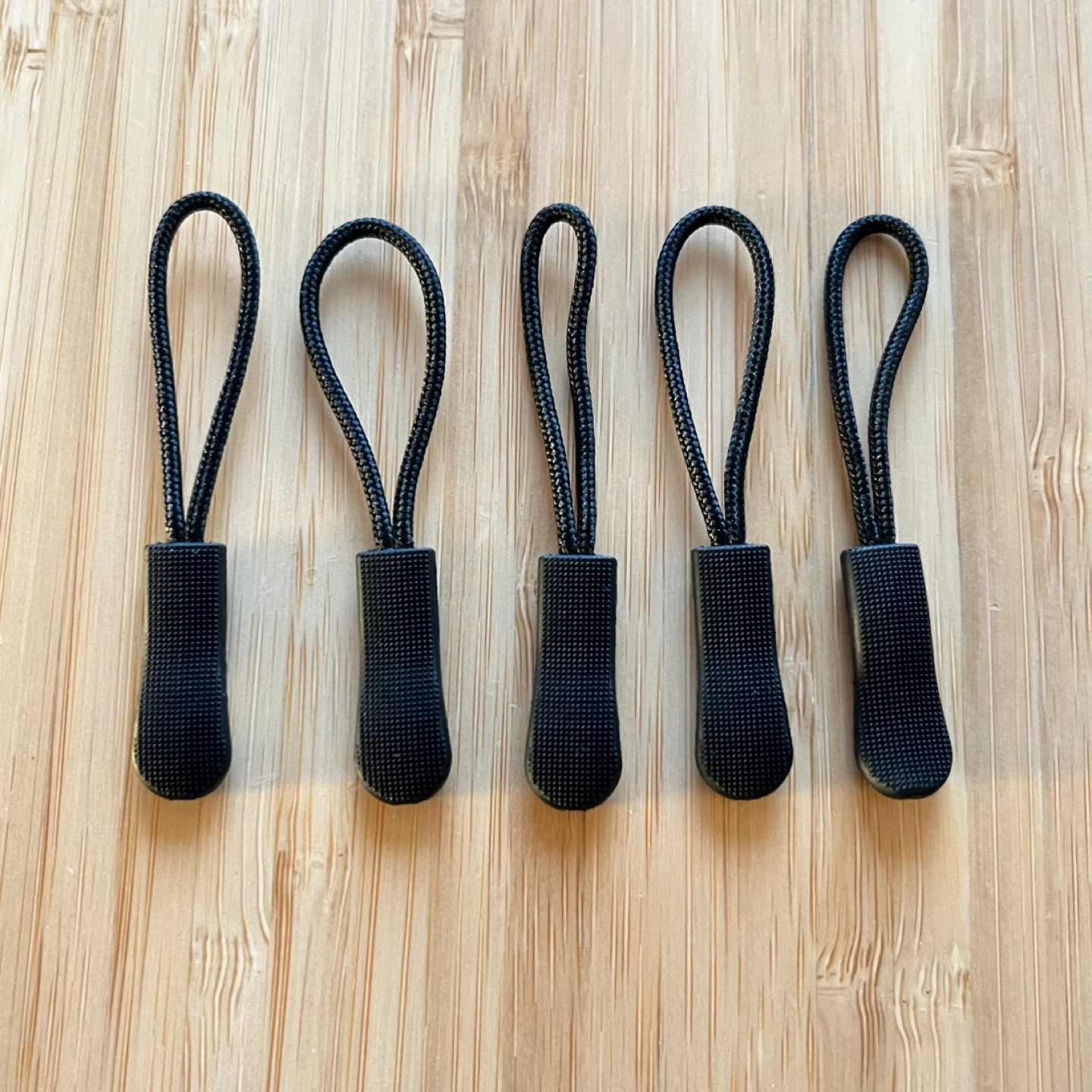 Black Zipper Pulls - Set of 5 NEW 🥕