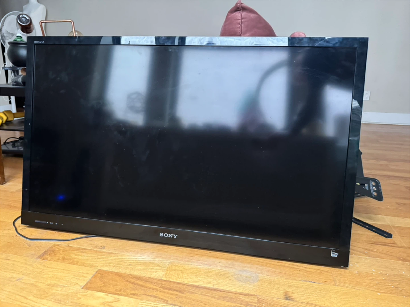 Sony Bravia TV with Mount & Remote