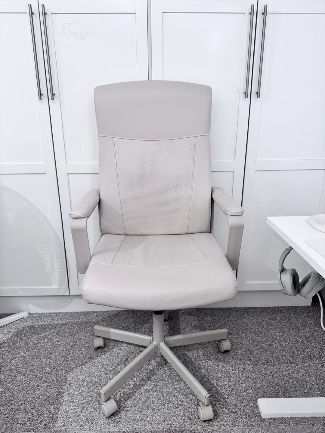 Adjustable Office Chair - Cream
