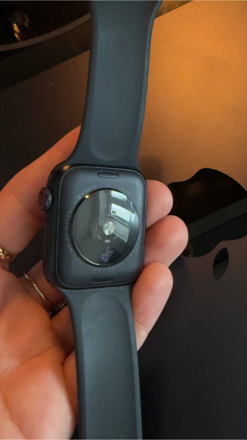 Apple Watch SE (2nd Gen) 44mm GPS + Cellular - photo 3