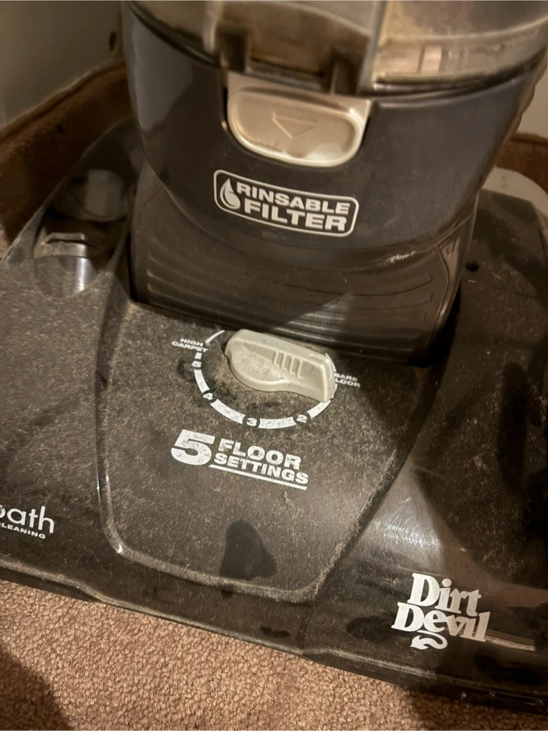 Dirt Devil Vigor Cyclonic Vacuum - photo 3