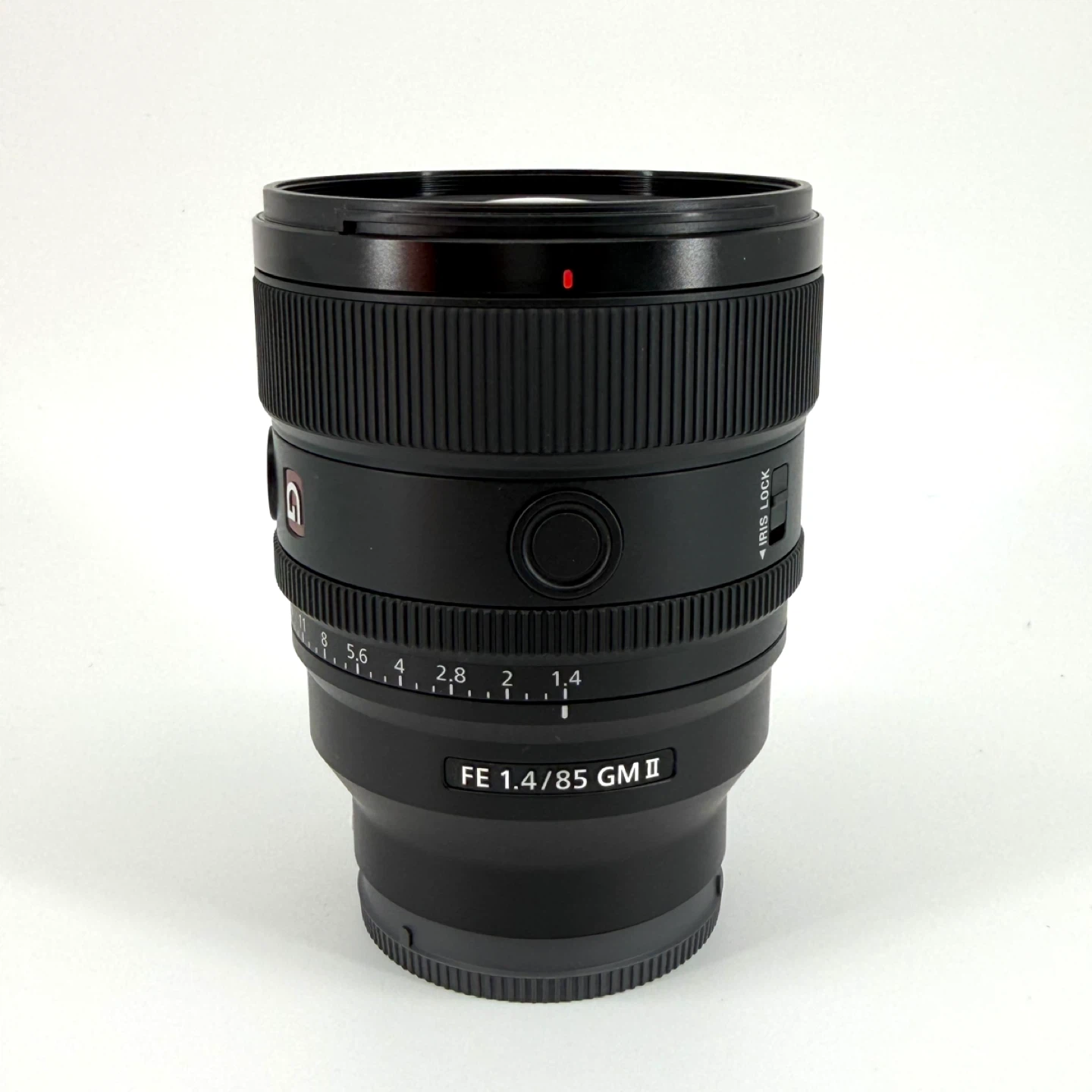 Sony FE 85mm f/1.4 GM II Lens (New) - photo 5