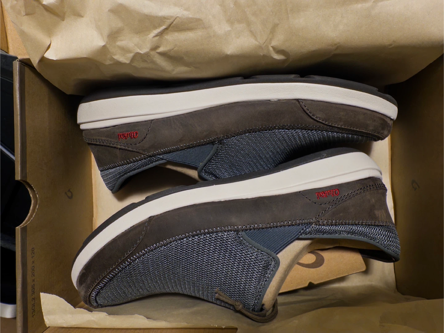 OluKai Makia Charcoal/Charcoal Men's Size 8 - photo 3