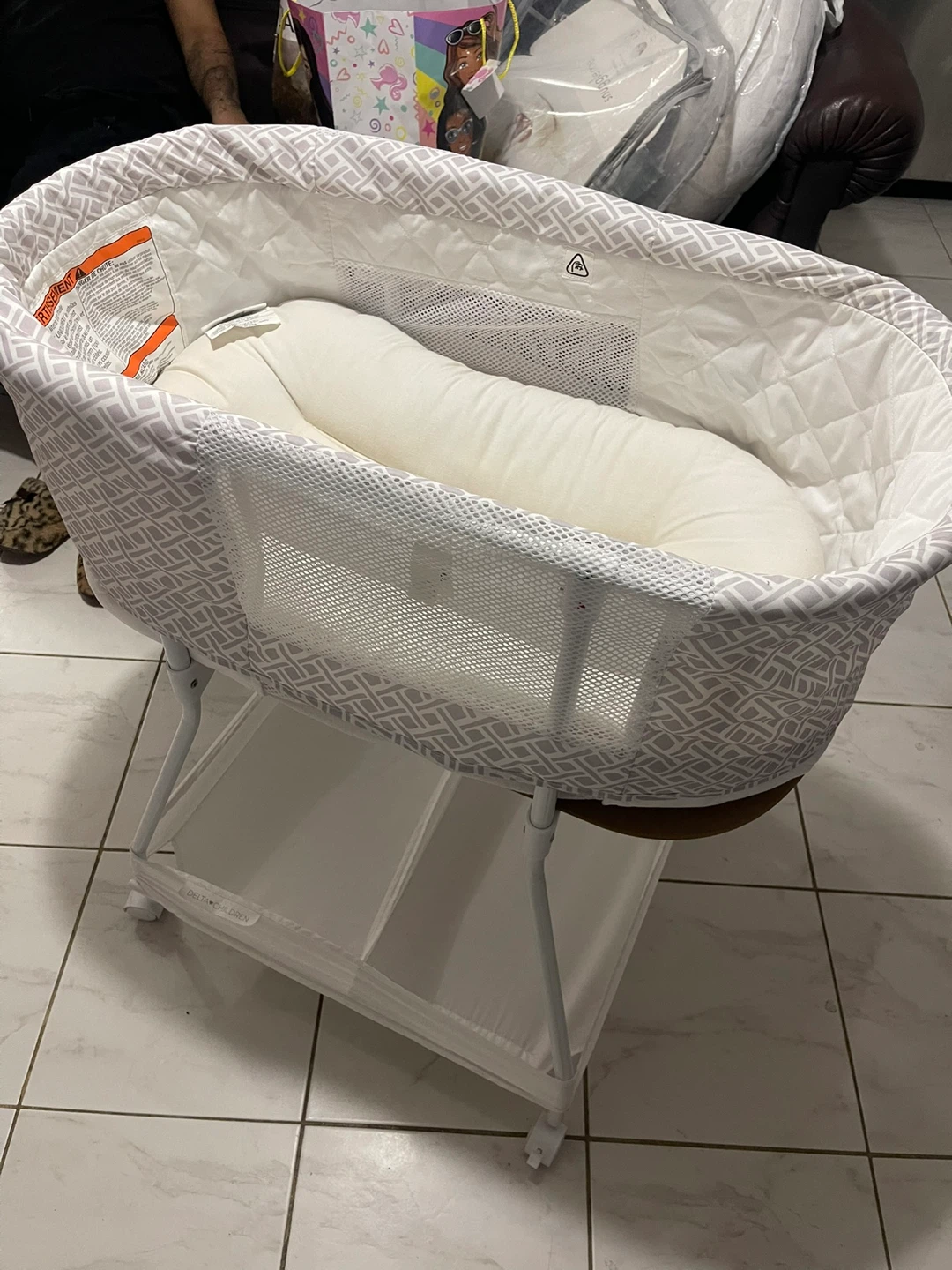 Halo Bassinest & Fisher-Price Cradle 'n Swing