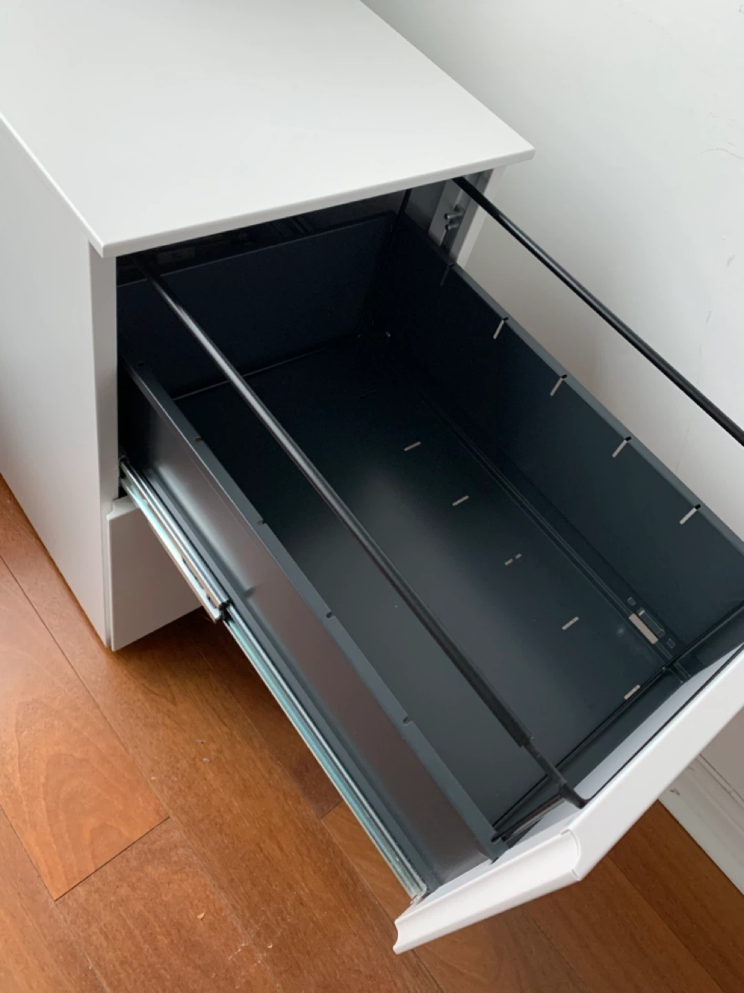 2 Draw Metal White Filing Cabinet - photo 5