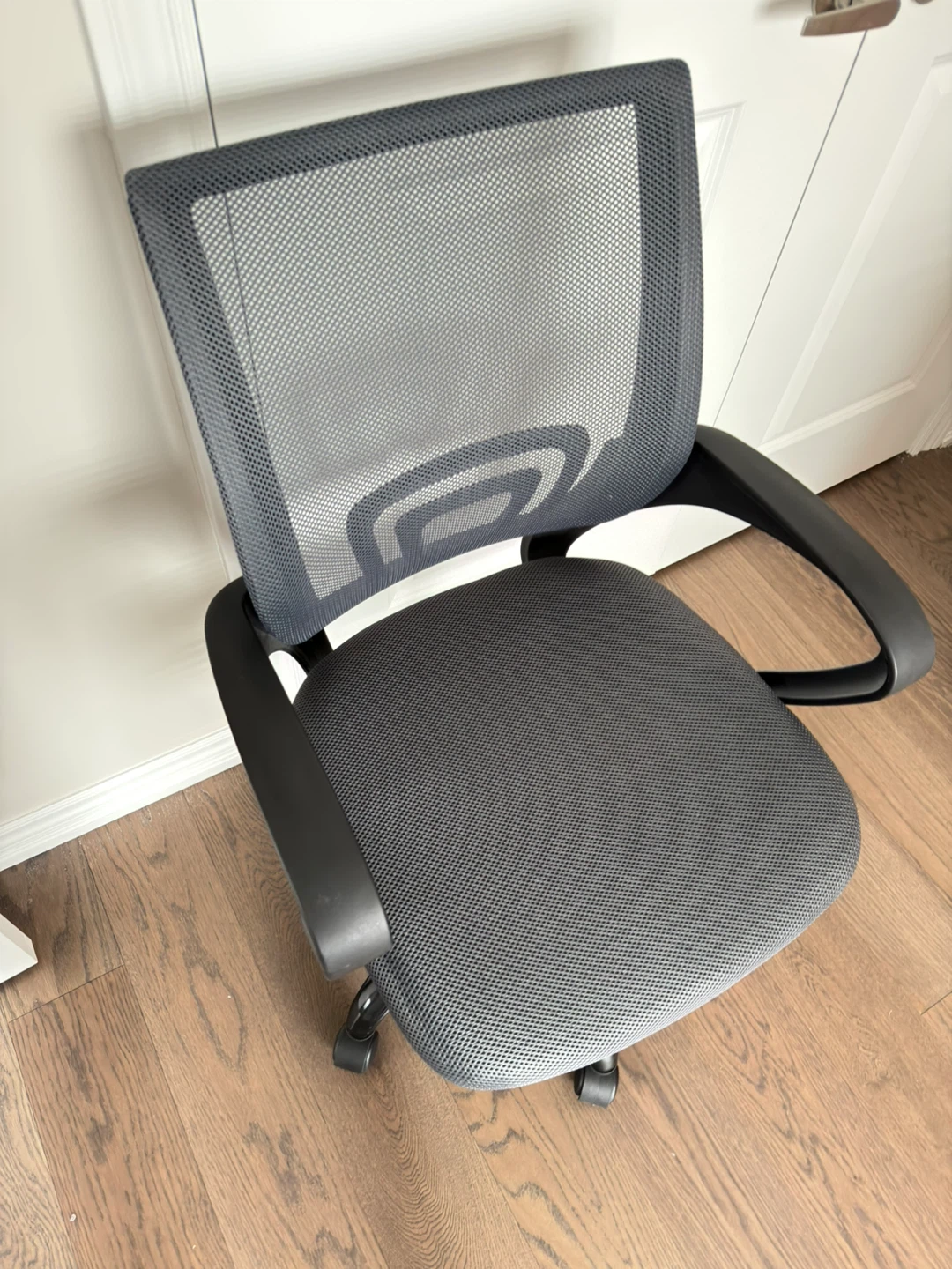 Office Chair - Black Mesh - photo 2