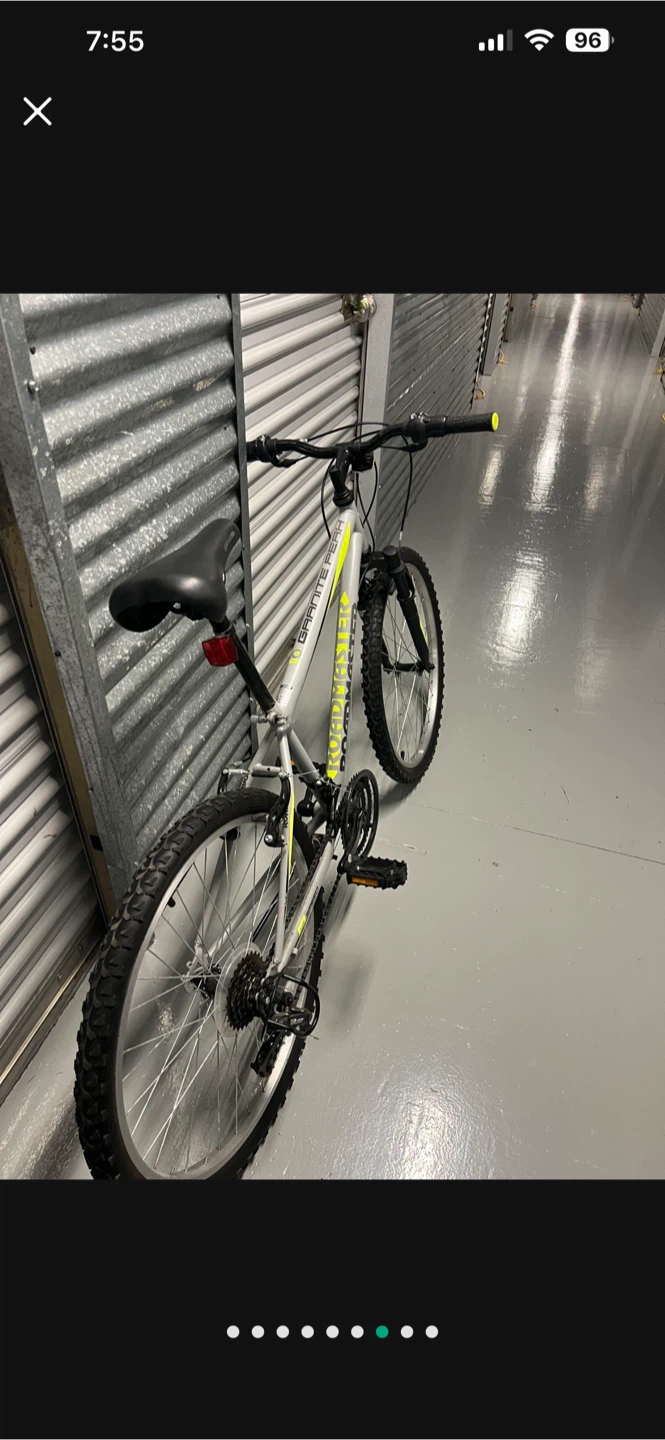 Roadmaster Granite Peak Mountain Bike - photo 3