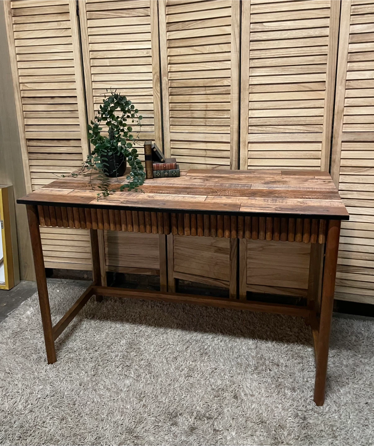 World Market Desk - photo 2