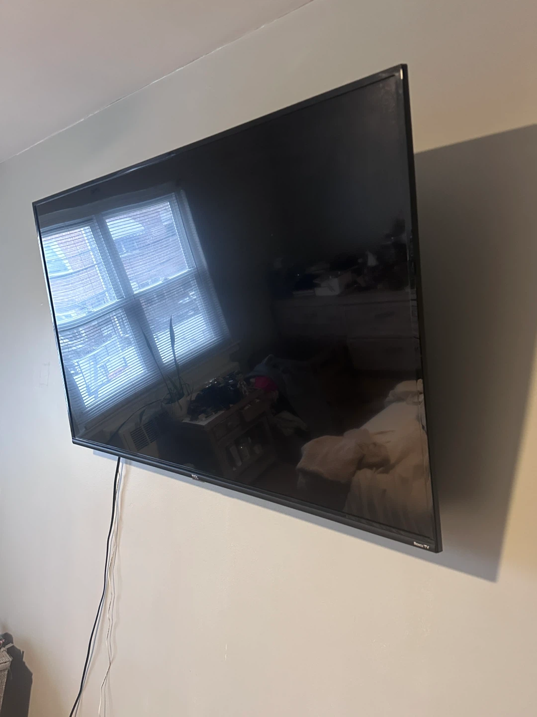 TCL Roku 55” TV with wall mount - photo 3