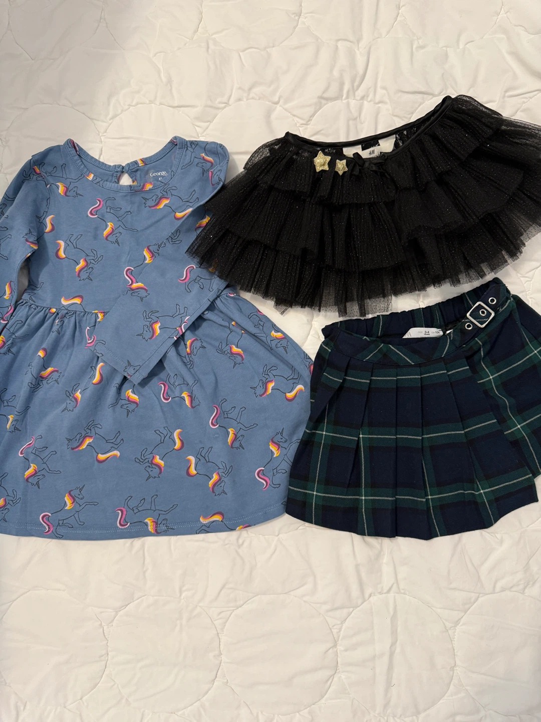 Kids Clothing Bundle: 4 years old girls 👧🏻 - photo 4