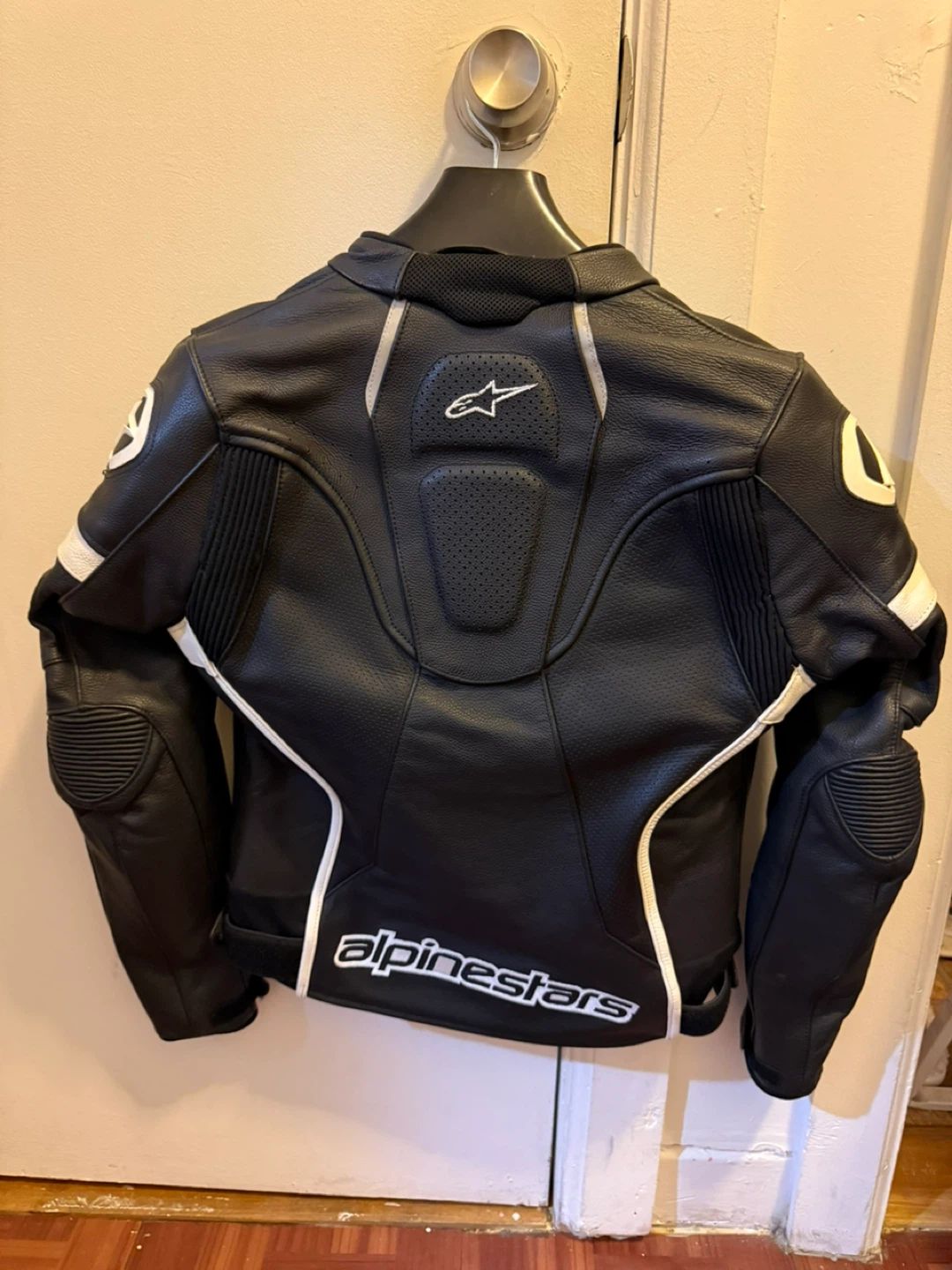 Alpinestars Stella Leather Motorcycle Jacket - Size 2 US - photo 3