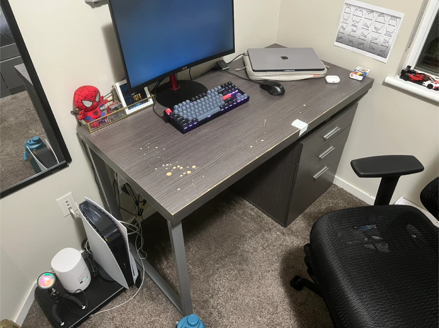 Desk with Drawers - Great Condition