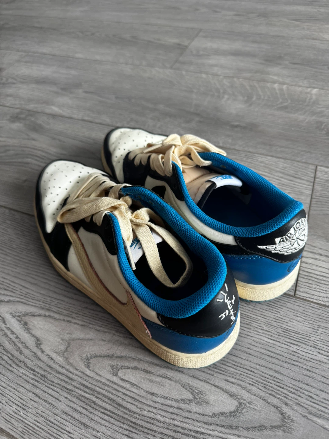 Nike Air Jordan 1 Low Travis Scott