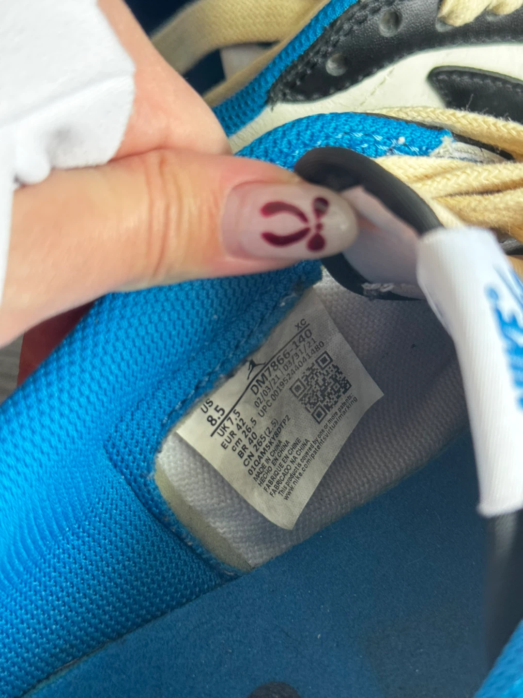 Nike Air Jordan 1 Low Travis Scott - photo 3