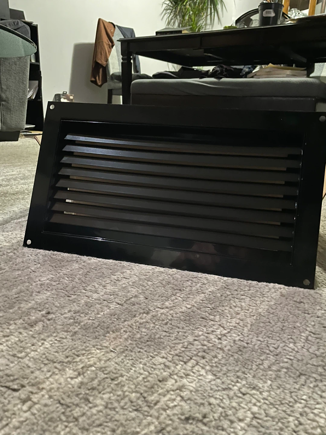 🥕 Black Metal storm Vent Cover