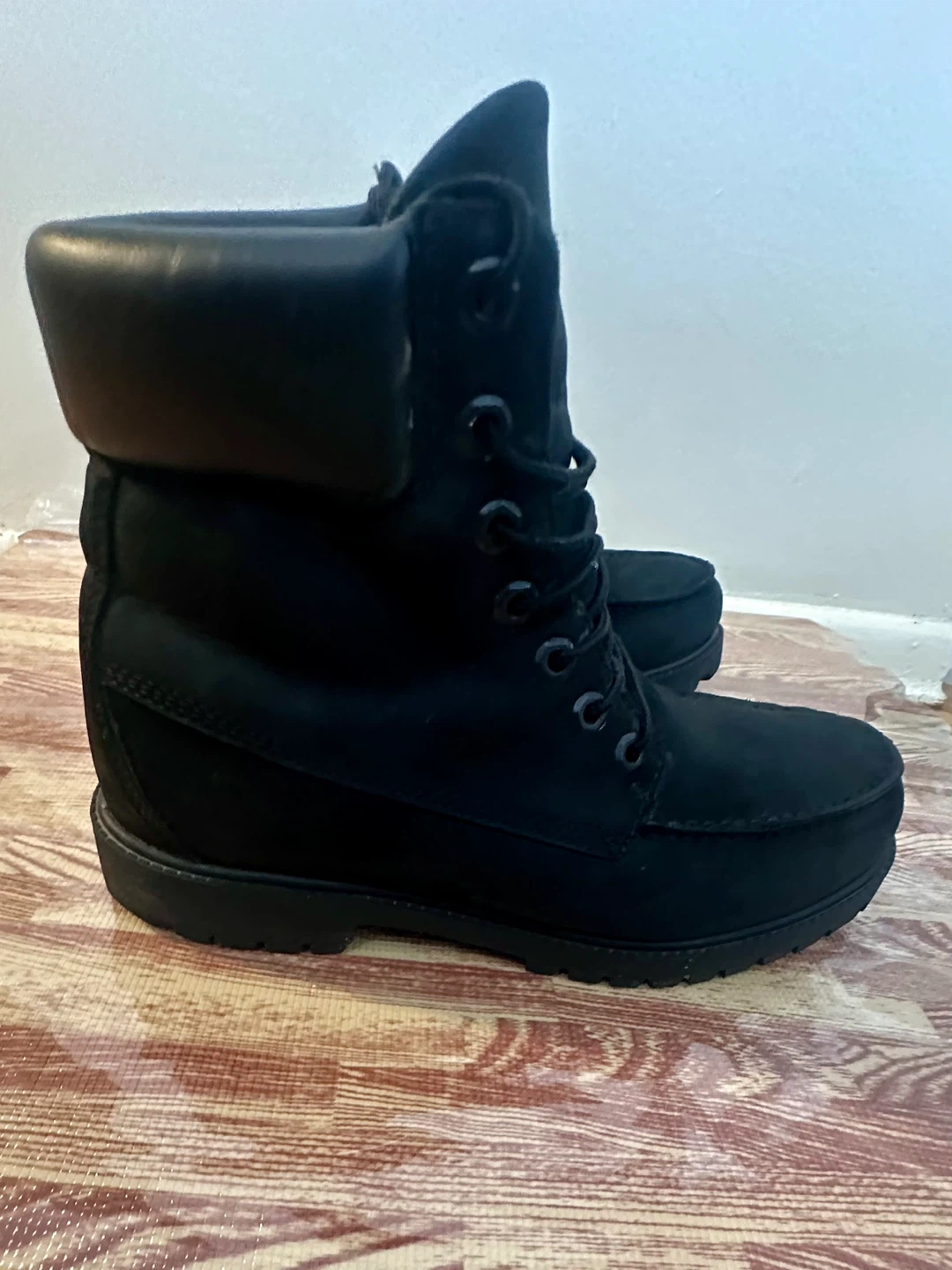 Timberland Black Boots - Size 8 - photo 3